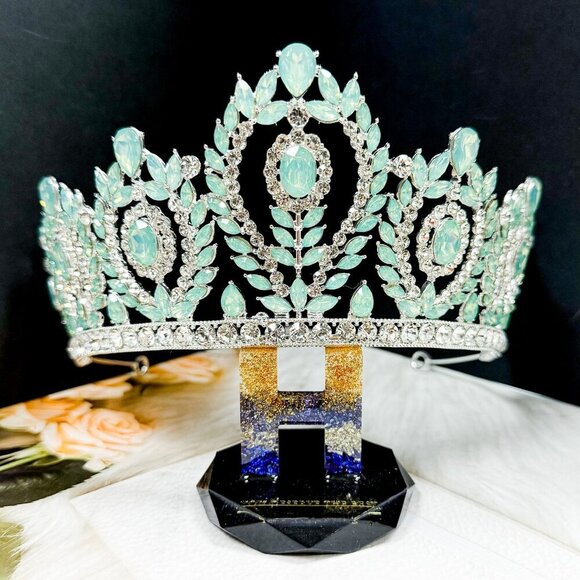 Princess Crown, Gemstone Crown, Beautiful Goddess Crown, Silver Bridal Crown